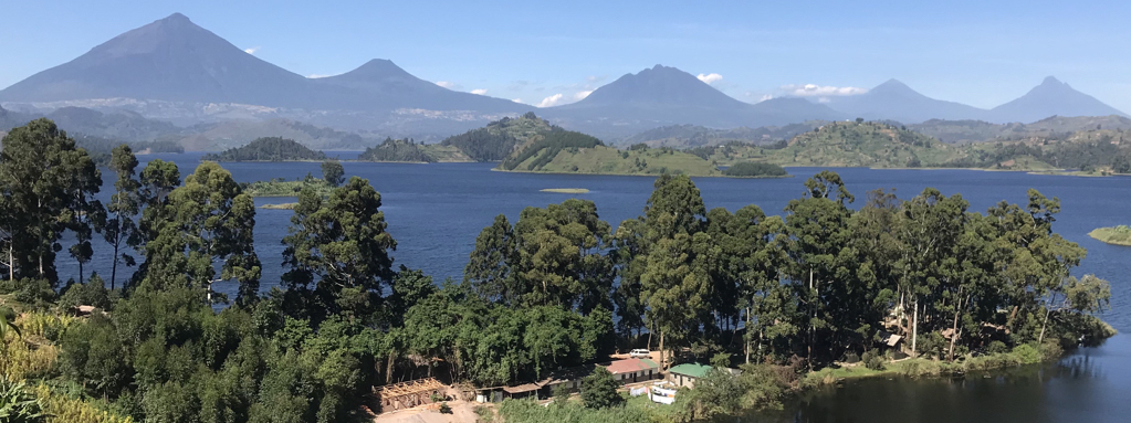 Bezoek in Oeganda aan Lake Mutanda